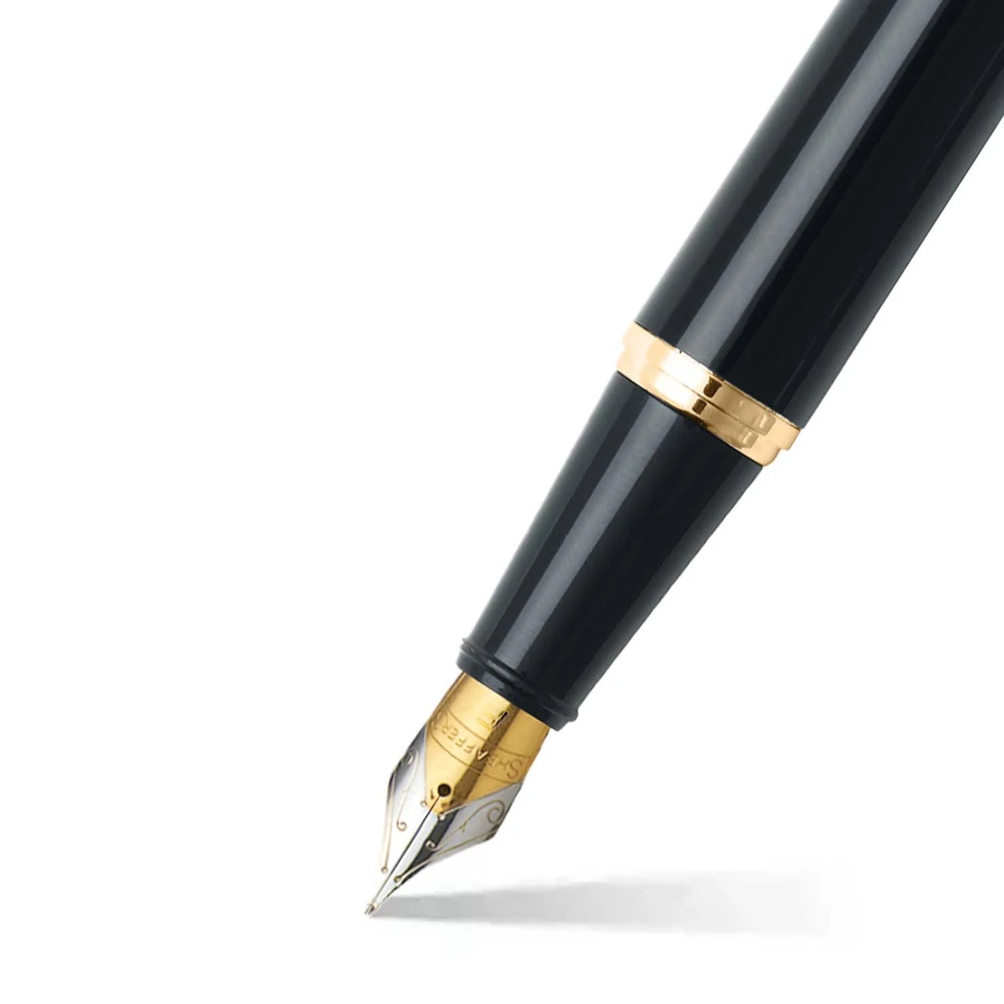 Sheaffer 9325 Black GT Fountain Pen  Medium Nib